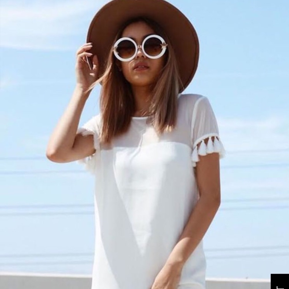 Lulu’s white tassel shift dress